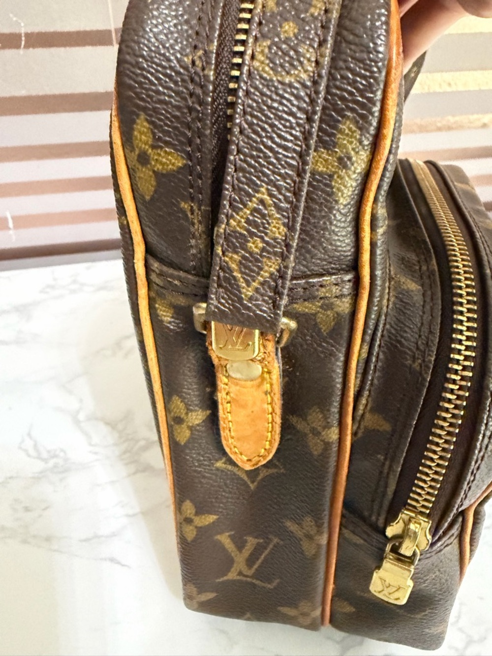 Louis Vuitton Brown Monogram Canvas Crossbody with Tan Trim - Picture 11 of 16